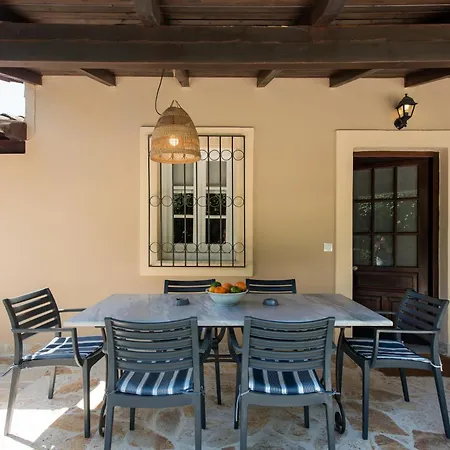 Villa Apleton *